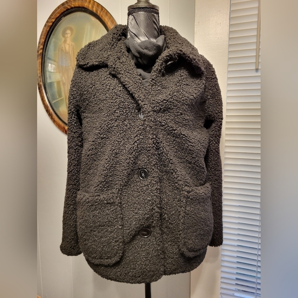 NWT HOT KISS Coat Med jet black
